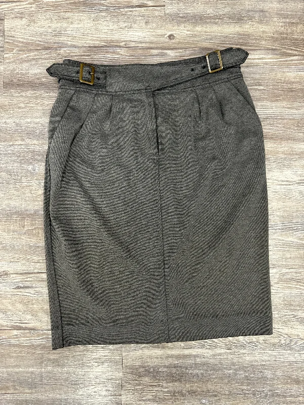 Skirt Mini & Short By Maeve In Grey, Size: 6