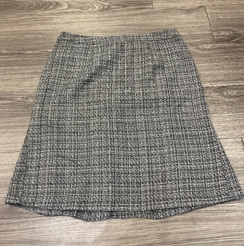 Skirt Midi By Jaclyn Smith In Grey, Size: 14