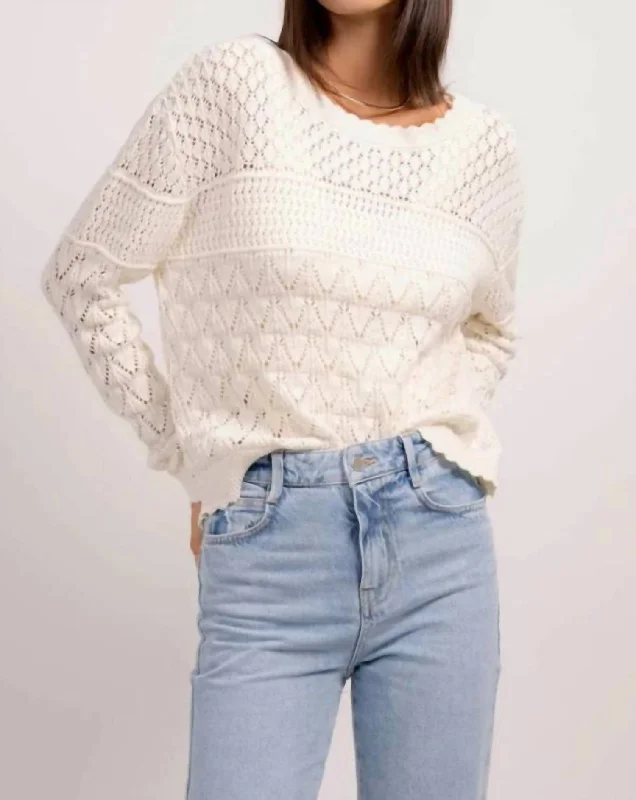 Edith Scallop Edge Sweater In White